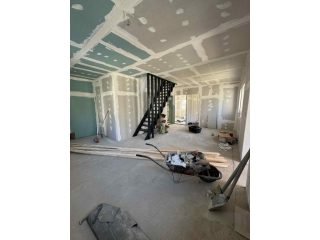 Eladó 120 m²-escsaládi ház Pilisvörösvár, Pacsirta utca: 119'900'000 Ft