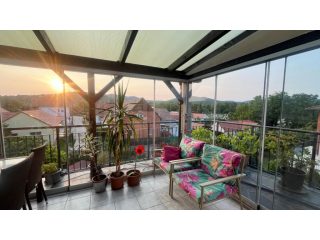 Eladó 80 m²-estársasházi lakás Pomáz, Fáy András utca: 98'900'000 Ft