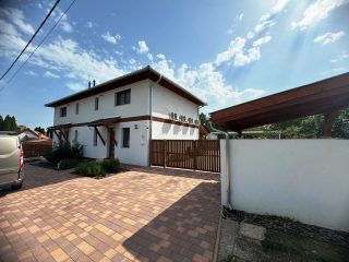 Eladó 98 m²-esikerház Rád, Berzsenyi Dániel utca: 128'000'000 Ft