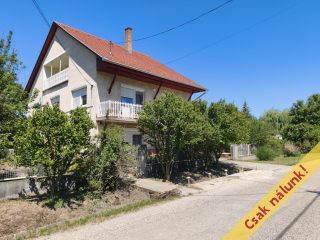 Eladó 120 m²-escsaládi ház Sülysáp, Hunyadi utca környéke utca: 78'900'000 Ft