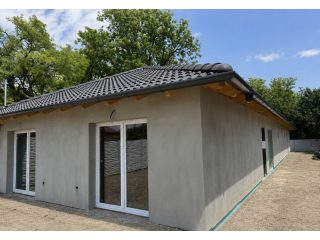 Eladó 172 m²-escsaládi ház Szigetszentmiklós, Központ közeli utca: 169'900'000 Ft