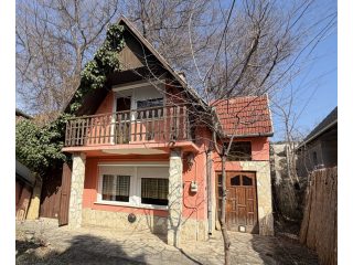 Eladó 57 m²-escsaládi ház Szigetszentmiklós, Szedres utca: 68'000'000 Ft