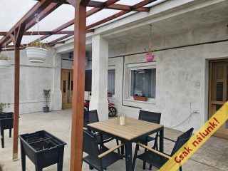 Eladó 85 m²-escsaládi ház Szigetszentmiklós, Város központ közeli utca: 77'900'000 Ft