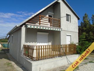 Eladó 116 m²-esüdülő Tiszakécske (Kerekdomb) , Szegfű utca: 33'900'000 Ft