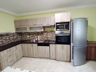 Kiadó 54 m²-estársasházi lakás Tököl, Duna utca: 220'000 Ft