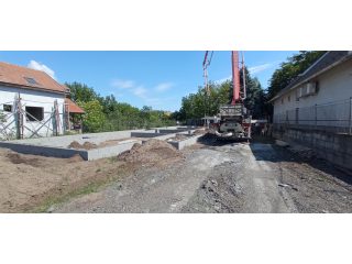 Eladó 91 m²-esikerház Üllő, Központhoz közel: 89'900'000 Ft