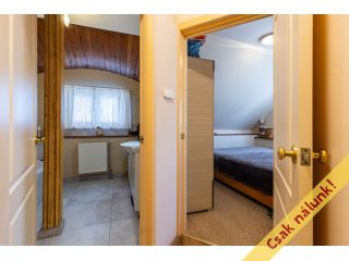 Eladó 82 m²-estársasházi lakás Vác, Cserje utca: 124'900'000 Ft