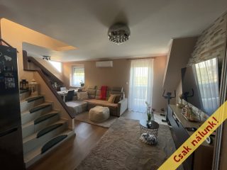 Eladó 75 m²-estársasházi lakás Velence, Babák rózskertje utca: 75'000'000 Ft