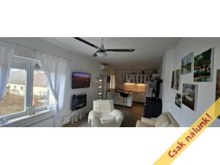 Eladó 120 m²-escsaládi ház Veresegyház, Csokonai utca: 139'900'000 Ft