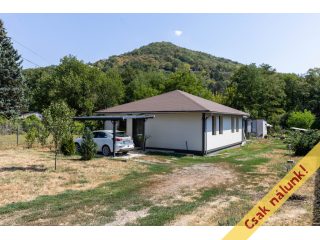 Eladó 135 m²-escsaládi ház Verőce, Szélesrét dűlő: 108'000'000 Ft