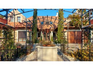 Eladó 450 m²-escsaládi ház Zamárdi, Rege utca: 419'900'000 Ft