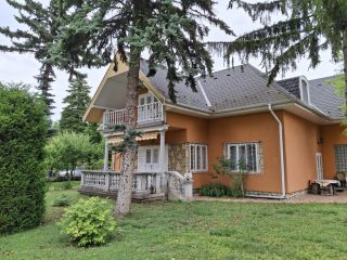 Eladó 250 m²-esüdülő Zamárdi, Üdülőtelep: 280'000'000 Ft