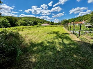 Eladó 413 m²-estelek Zebegény, Malom utca: 14'800'000 Ft