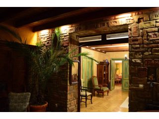 Eladó 285 m²-escsaládi ház Zsámbék, Petőfi Sándor utca: 120'000'000 Ft