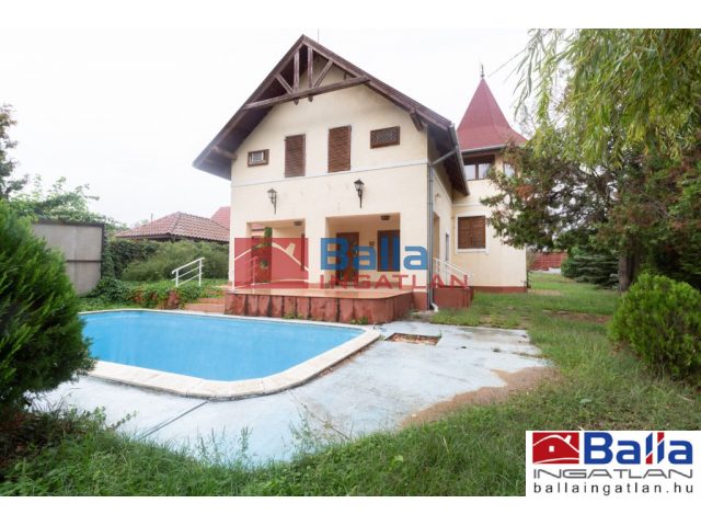 Balatonföldvár, Csendes utca, 330 m²-es, egyéb vendéglátó egység