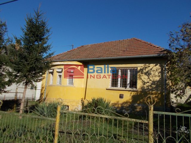 Borsodnádasd, Akácos út, 90 m²-es, családi ház, 3 szobás, felújítandó állapotú