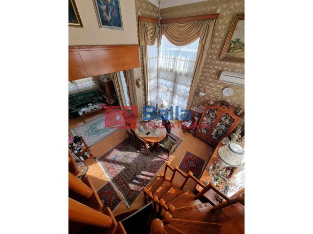 II. kerület, Budakeszi út, 135 m²-es, 2. emeleti, társasházi lakás