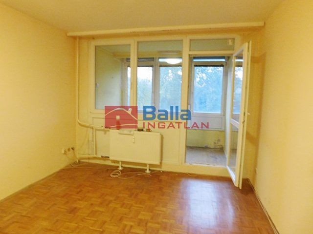 III. Kerület, Lukács György utca, 51 m²-es, 4. emeleti, társasházi lakás