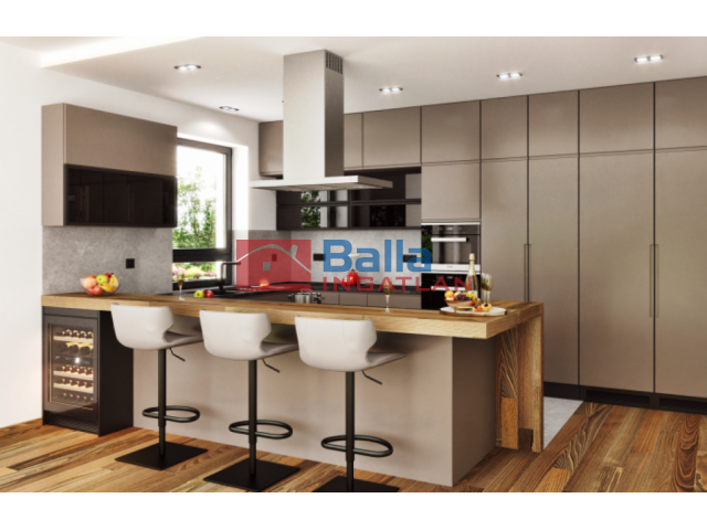 IV. Kerület, Újpest központ, 82 m²-es, 3. emeleti, társasházi lakás