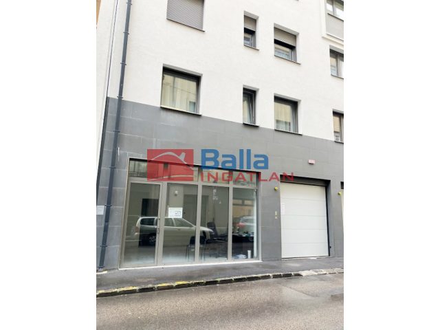 VIII. Kerület, Tolnai Lajos utca, 29 m²-es, üzlethelyiség utcai bejárattal
