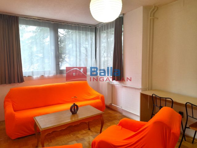 VIII. Kerület, Békési utca, 42 m²-es, 2. emeleti, társasházi lakás