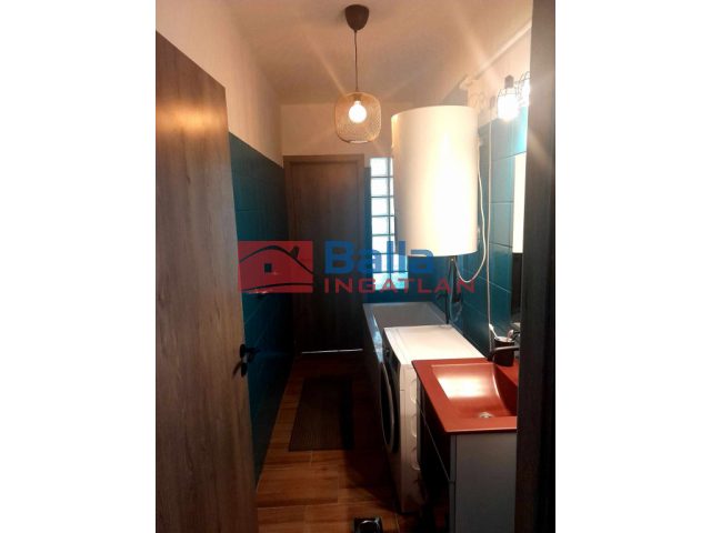 XIV. Kerület, Colombus utca, 55 m²-es, 3. emeleti, társasházi lakás