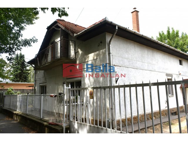 XIX. Kerület, Viola utca, 180 m²-es, 3 generációs, családi ház