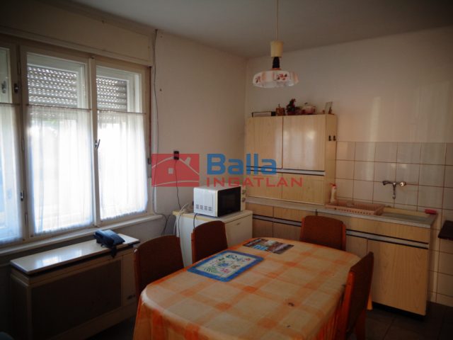 XXIII. Kerület, Haraszti út környéke, 53 m²-es, családi ház