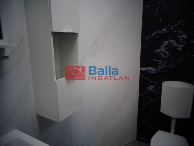 XXIII. Kerület, Török u. közelében utca, 107 m²-es, házrész