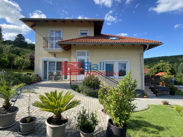 Cserszegtomaj, Panorámás rész, 108 m²-es, családi ház, 4 szobás