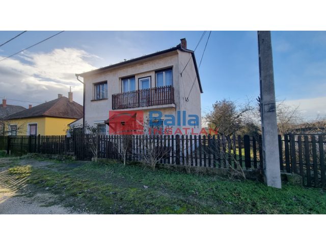 Csörög, Kossuth Lajos utca, 118 m²-es, családi ház, 3 szobás