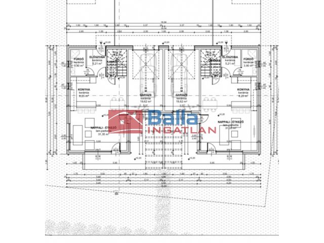 Dabas, Ady Endre utca, 132 m²-es, ikerház, 3+1 félszobás, extrán felszerelt állapotú
