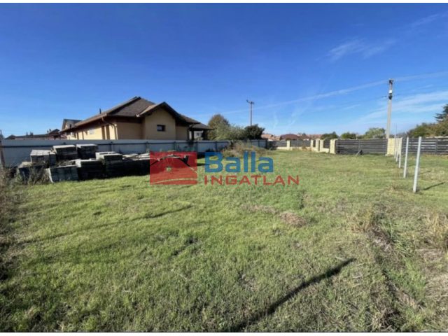 Dabas, Zrínyi Miklós köz, 400 m²-es, telek