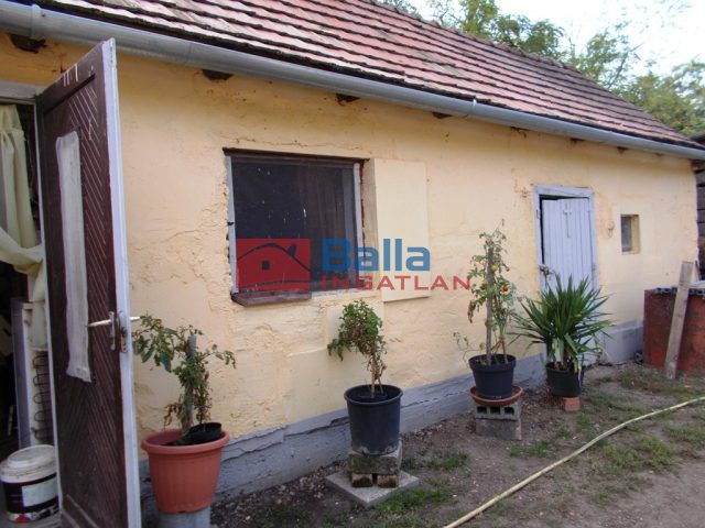 Délegyháza, Galla tanya, 120 m²-es, 2 generációs, családi ház