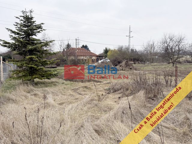 Eladó 835 m²-estelek Érd (Ófalu) , Júlia utca környékén található: 19'000'000 Ft