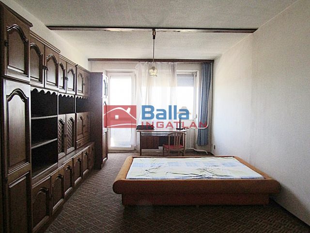 Érd, Városközpontban található utca, 55 m²-es, 6. emeleti, társasházi lakás