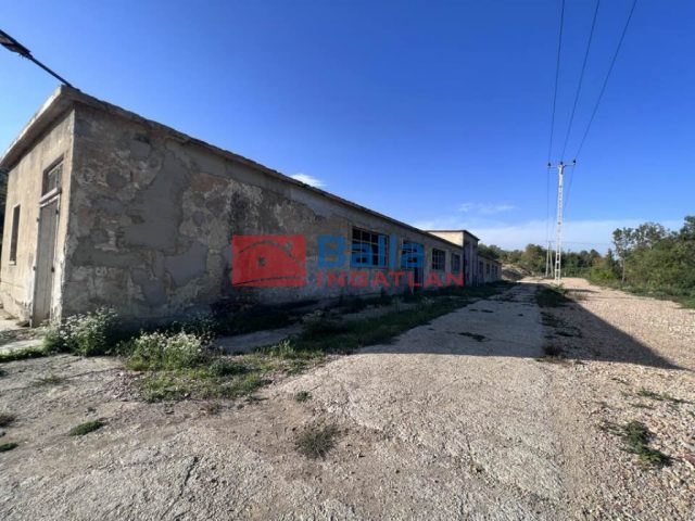 Iklad, Iklad utca, 1550 m²-es, telephely, felújítandó állapotú