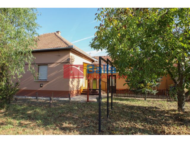 Kocsér, Kocséron 3 szobás családi ház nagy kerttel eladó, 97 m²-es, családi ház