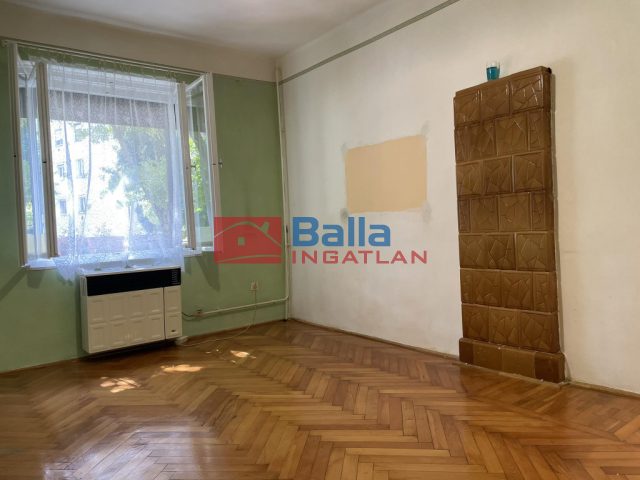 Komló, Tompa Mihály utca, 34 m²-es, földszinti, társasházi lakás