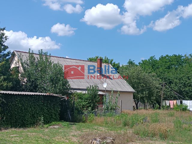 Lajosmizse, 6000m2-es területtel rendelkező 108m2-es Tanya Ingatlan eladó!, 108 m²-es, családi ház