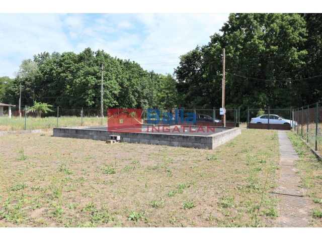 Nagykáta, Gyógyfürdő közeli utca, 784 m²-es, telek