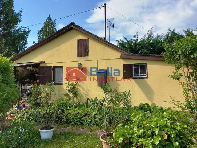 Nagymaros, Jánoshegy, 35 m²-es, üdülő, 1+2 félszobás, jó állapotú