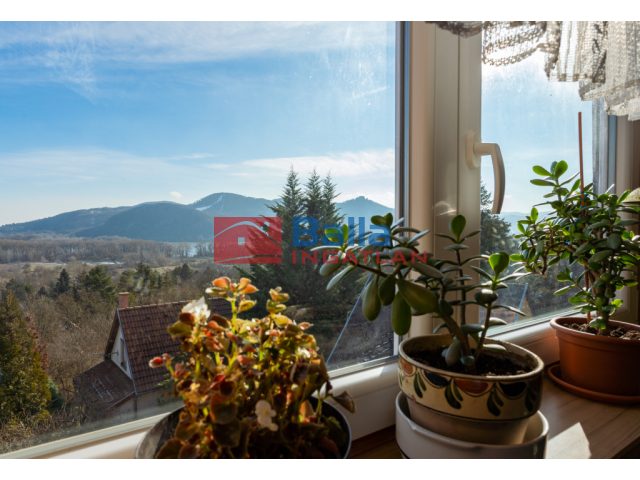 Nagymaros, Nagyhenc dűlő, 65 m²-es, családi ház, 2+1 félszobás