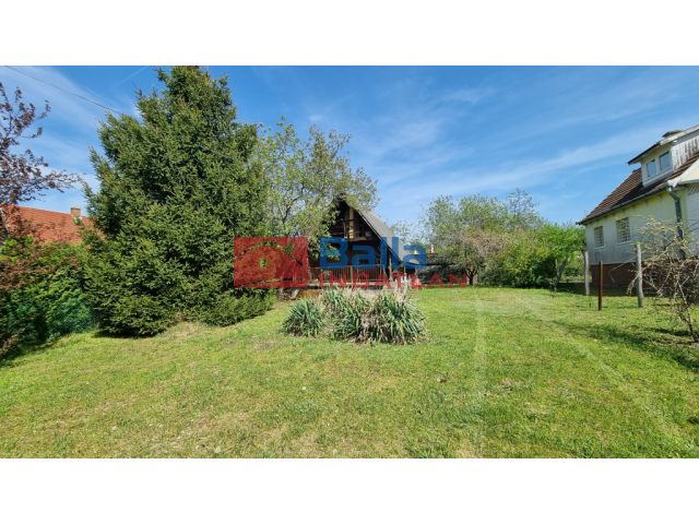 Őrbottyán, Nyár utca, 30 m²-es, üdülő, 1+2 félszobás, felújítandó állapotú