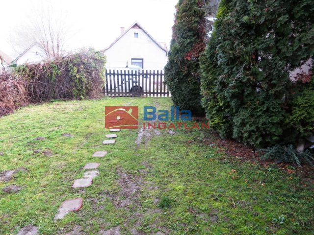 Siófok, Kiliti, 90 m²-es, családi ház, 5 szobás, felújítandó állapotú