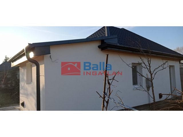 Szigetszentmiklós, hév közeli utca, 50 m²-es, családi ház, 2 szobás