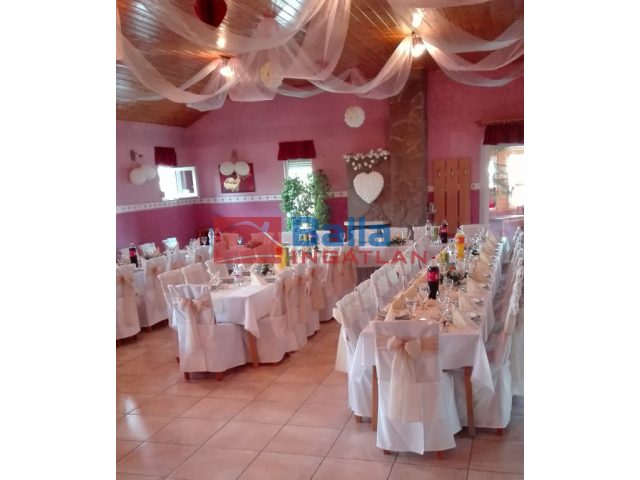 Szigetszentmiklós, központi részen utca, 320 m²-es, üzlethelyiség utcai bejárattal