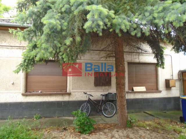 Tiszakécske, Kolozsvári utca, 95 m²-es, családi ház, 3 szobás