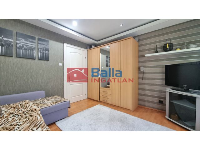 Vác, Deákvár, 65 m²-es, földszinti, társasházi lakás, 2+1 félszobás