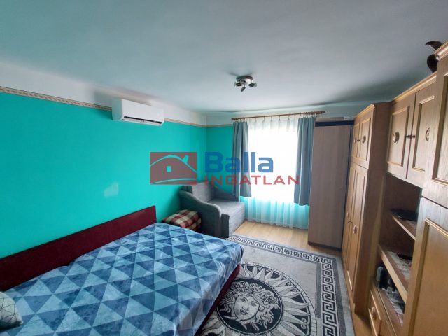 Vecsés, Halmi tér közelében, 40 m²-es, házrész, 1 szobás, átlagos állapotú